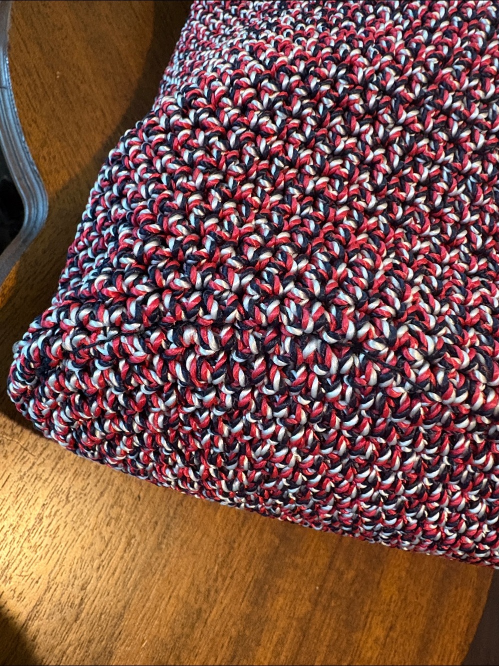 The Sak  patriotic bag  classic woven shoulder bag  red white blue  4th of July - Picture 10 of 16